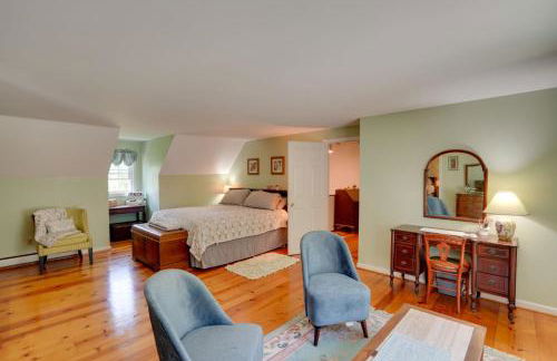 Cozy Pittsfield Gem with Deck, Gazebo and Fireplace - Foto 15