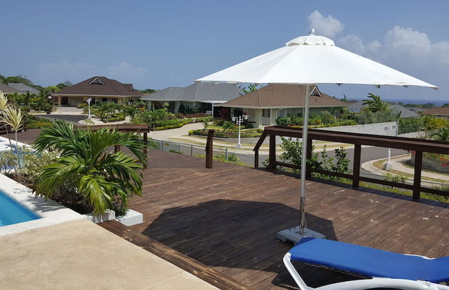 Ocho Rios Villa at Coolshade IV - Photo 51