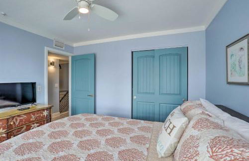 Sip, Sunbathe and Relax Poolside Madeira Beach Gem! - Photo 20