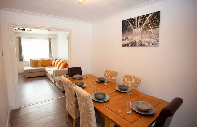 Cozy 3-bedroom Home in Luton - Foto 14