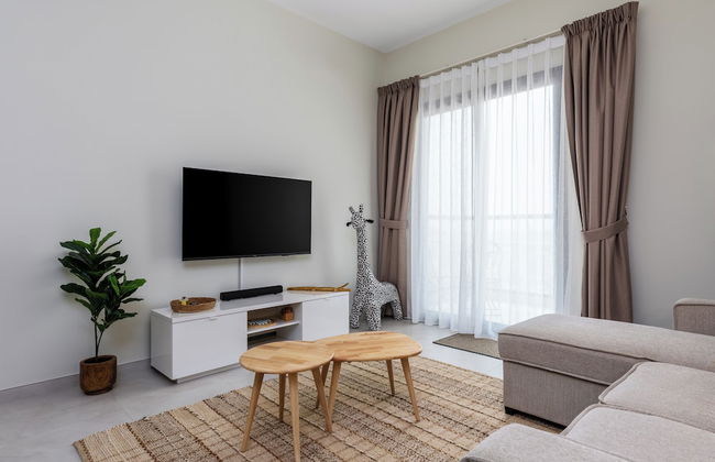 Waves - Stylish 1BR Close to IMG World & Global Village - Photo 14