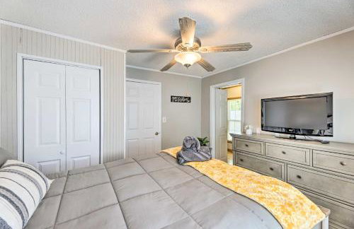 Family-Friendly Sanctuary BBQ, Patio and Yard - Foto 15