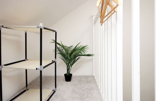 Skyline Immaculate 2-bed Apartment in Swansea - Photo 29