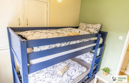 Smithy Bank Cottage - with free parking! - Photo 25