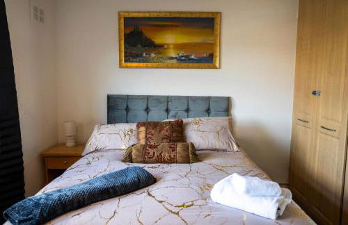 Castle House - Photo 1