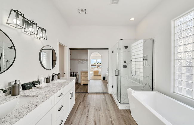 Lakefront Oasis - Foto 23