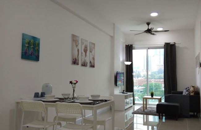 Suria Next To Desa ParkCity - Photo 10