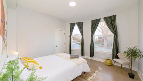 The East Rock, 4BR, On-site Parking, Washer & Dryer, Walk to Yale - Foto 2