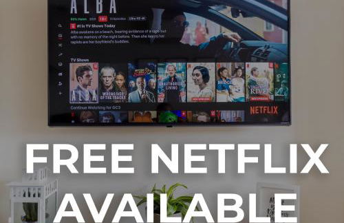 Stunning Views Guaranteed - Photo 32