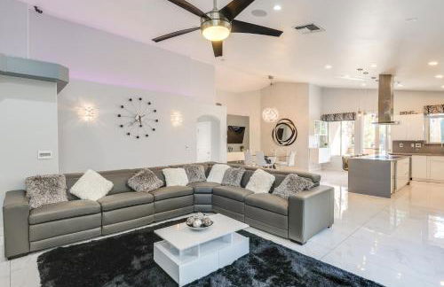 12 Mi to the Strip Las Vegas Home with Luxe Oasis! - Foto 5