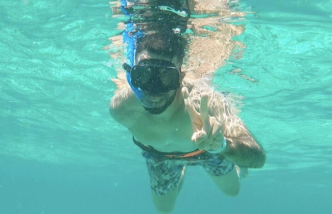 Excursão de catamarã Isla Mujeres, snorkeling, diversão, bar aberto e buffet - Foto 12