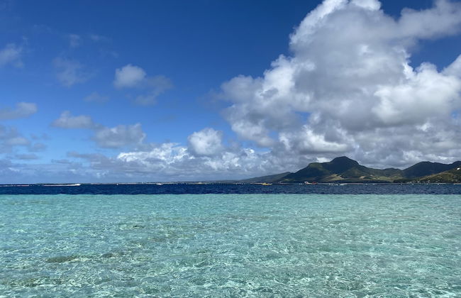 Charming 4-bed Villa in Beau Vallon - Photo 1