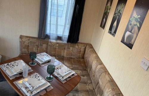 Space for 8, by the Beach with Pool and Entertainment - Foto 10