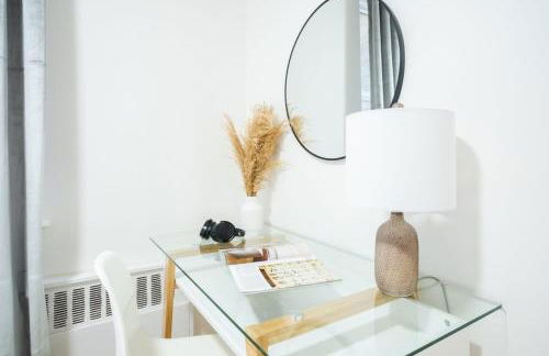 49-3B Newly renovated 2BR WD Midtown East - Photo 30