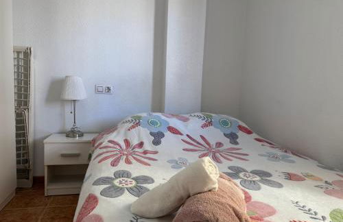 En perle med plass til voksne og familien, solfylt terrasse 5 min fra stranden - Foto 13