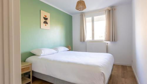 L'Oasis - Duplex - Parking Privé Gratuit - Terrasse Privée - 10mn RERD-T12 - 2 bedrooms - De 1 à 6 personnes - Shopping Mall - Primark - Piscine - Patinoire - Théâtre - Cinéma - Bibliothèque - Foto 2