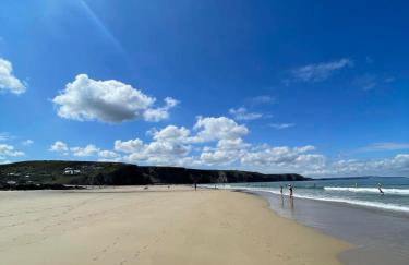 Surf 'n' Sands in Porthtowan Beachfront Apartment - Foto 2