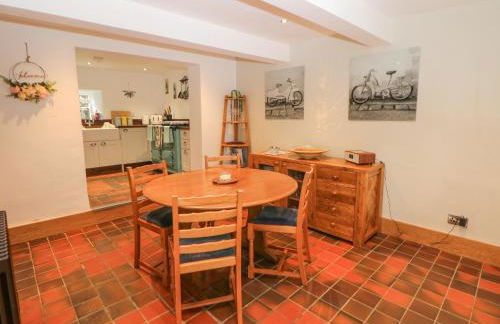 The Old Cobblers - Photo 6