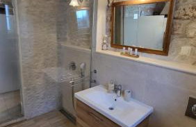 Stone House Apartments Didini Dvori Lumbarda - Foto 36