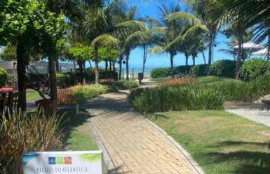 Apartamento a beira-mar com piscina - Foto 20