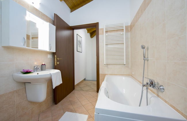 Le Betulle Garden in Laveno - Foto 15