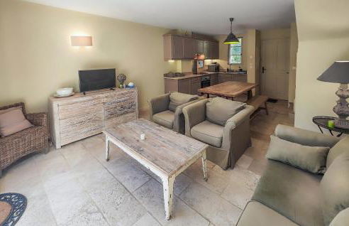 Nice Home In Saint-Laurent-De-La-Ca With Wifi - Foto 8