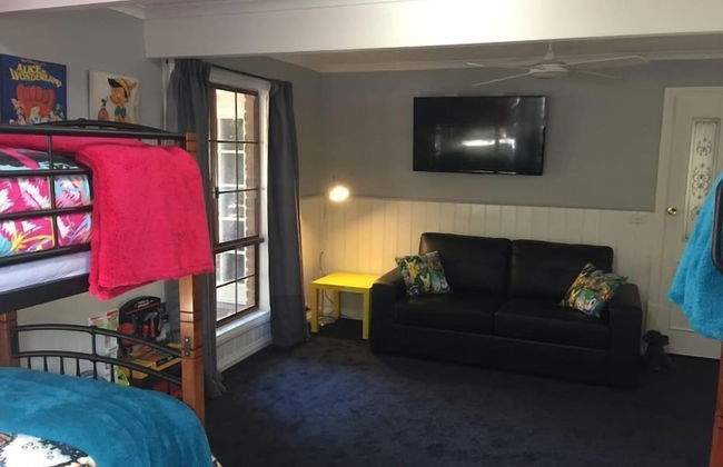 Tudor House - Large Family Home - Foto 6