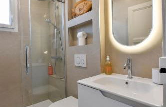 A 5 min à pied de la plage et 10 min du port, T2 vue mer avec vaste terrasse et parking privé - prestations haut de gamme - Foto 33