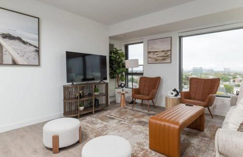 Central Penthouse Harvard MIT Spacious Gym & Work - Photo 10