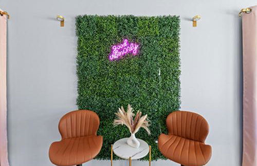 Luxe 3BR 2BA Oasis with Pool & Designer Touches, Disneyland, Legoland - Foto 27