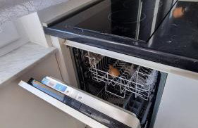 Laura Exclusive, dizajnerski uređen stan, izvrsno opremljen, self check-in - Foto 24