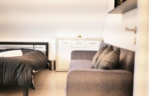 2 Zimmer Wohnung mit Küche und Terrasse - Foto 23