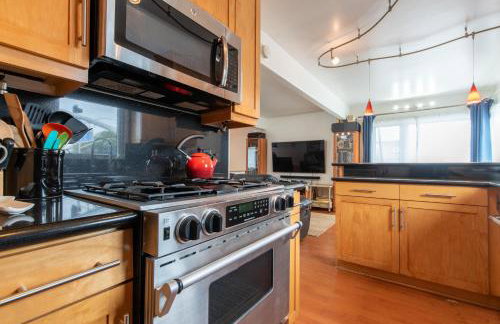 Newport Beach House 1 block from the beach FREE pickleball courts and 6 beach cruisers - Foto 17