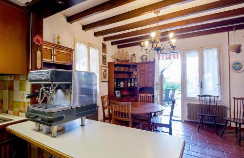 Villa Tamagna - Swimming Pool, Barbeque, Garden - Photo 6