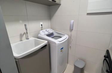 Apartamento com VISTA maravilhosa no bairro do Pina! Cozinha completa, Wi-Fi, Ar Condicionado e máquina de lavar - Condomínio com Estacionamento, Recepção 24h, Piscina e Academia - Foto 16