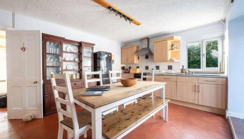 Cosy Welsh Cottage in St Davids Centre with Garden - Foto 2