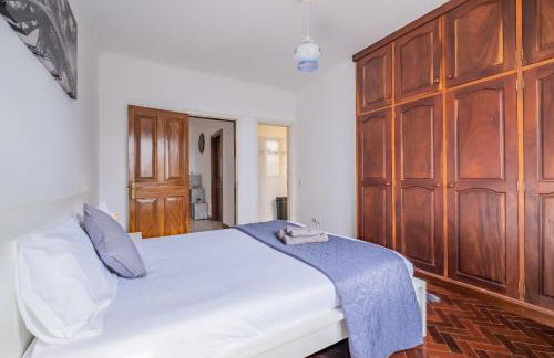 The Balcony - By Wehost - Foto 27