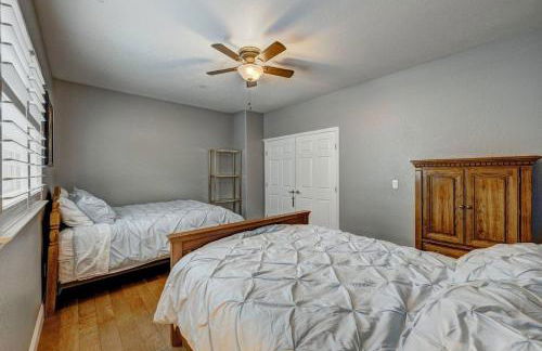 Marina Escape-Lake-Family-Fishing-Casino - Photo 20