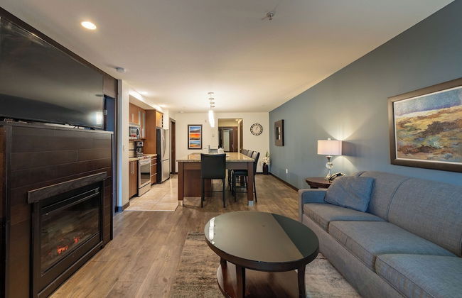 Sunrise Ridge Waterfront Resort - Photo 15