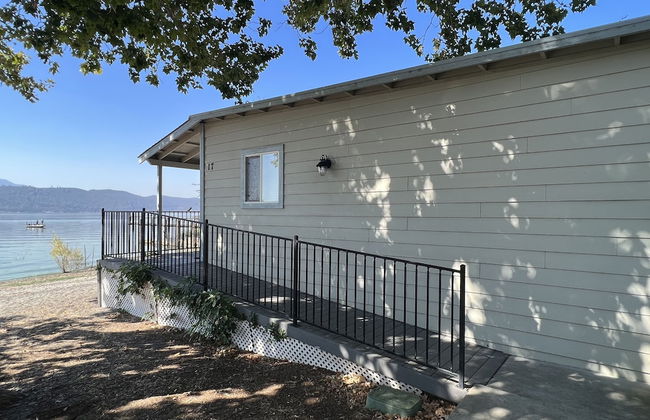 Clear Lake Cottages & Marina - Foto 6