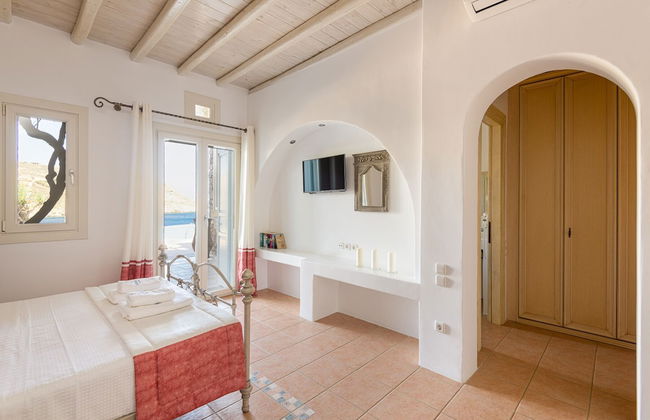 Etesians Suites & Villas - Photo 39