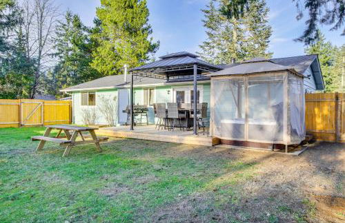 Charming Arlington Home with Hot Tub and Fenced Yard! - Foto 1