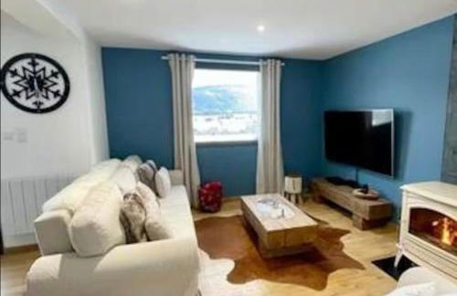 Charmant duplex, 110m2, 7 minutes des pistes, 8 couchages, belle vue sur les montagnes, cheminée - Foto 8