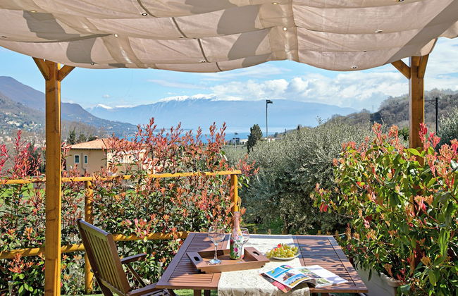 Caffe Priscilla House Parking & Lakeview - Foto 23