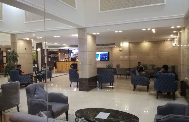 Remaz Hotel & Suite - Photo 24