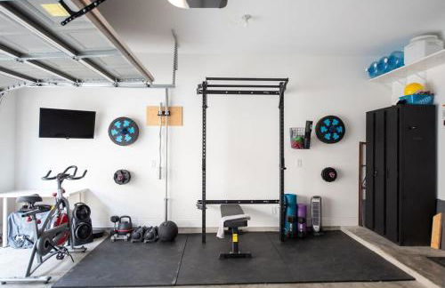 15mi to FIFA l Walkable l Gym l Garage l Heights! - Foto 62