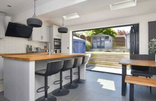 Cuckmere Family Retreat With Garden and Parking - Foto 10