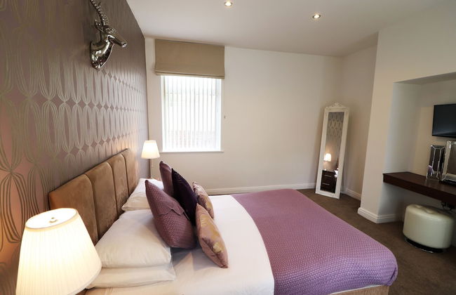 Breck Blackpool - Photo 22