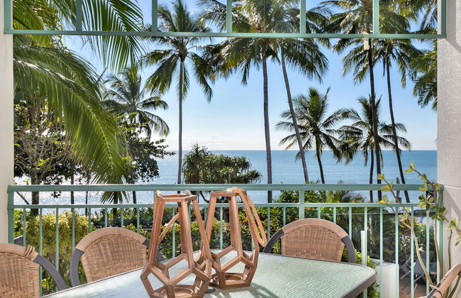 Beachfront Bliss 3-bedroom Apartment with Sea View 4 - Foto 23