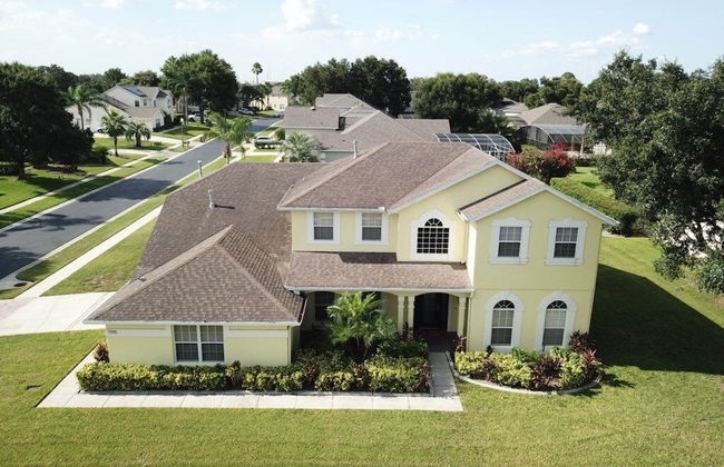 Fantastic 7 Bed 6 Bath In Prestigious Gated Comm. 7 Bedroom Villa by Redawning - Foto 62